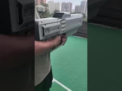 手持ちの無人航空機 (UAV) の攻撃・偵察機器